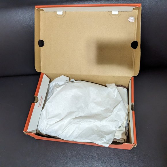 Converse Chuck 70 De Luxe Heel Leather Size 6.5 (fits Size 7) (Size 6 also aval) - Picture 8 of 13